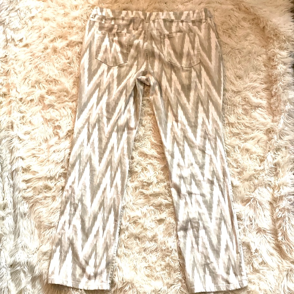 Chicos zig zag pattern jeans  2.5